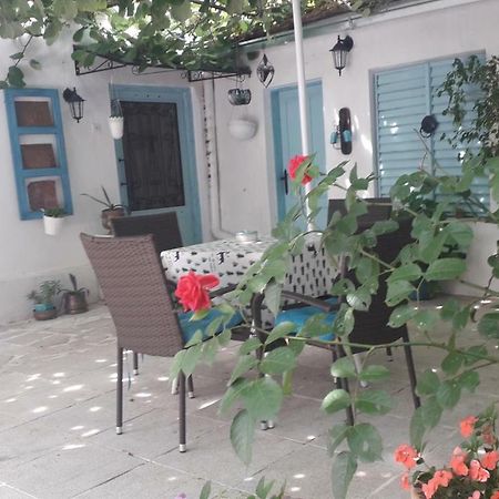 Apartment With Garden Hanja Mostar Zewnętrze zdjęcie