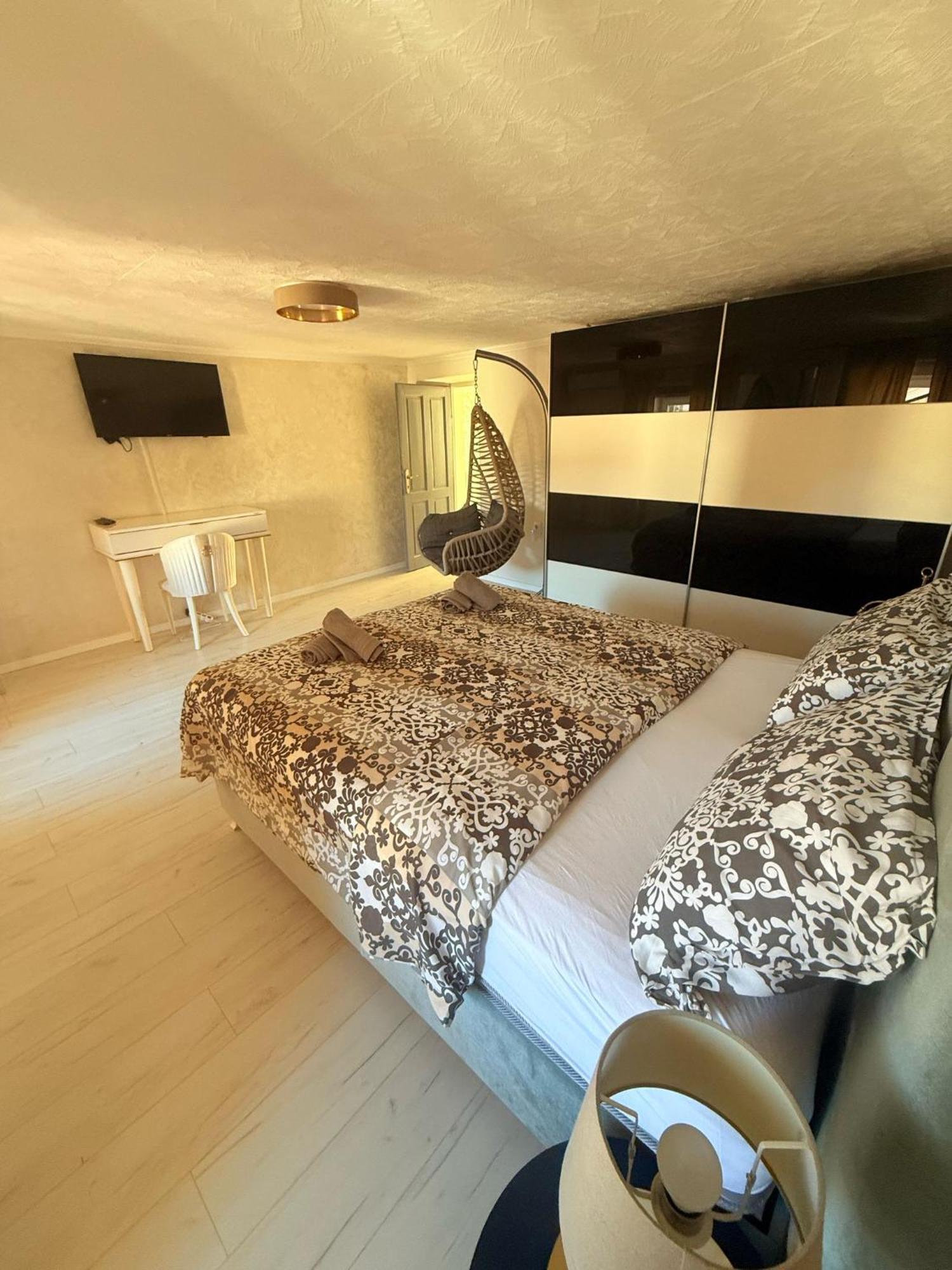 Apartment With Garden Hanja Mostar Zewnętrze zdjęcie